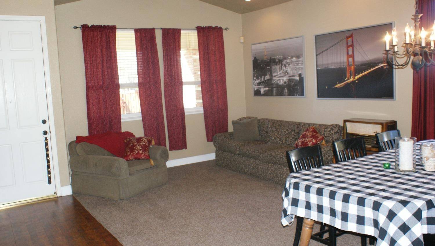 Roseville, CA 95747,605 Mercedes CT