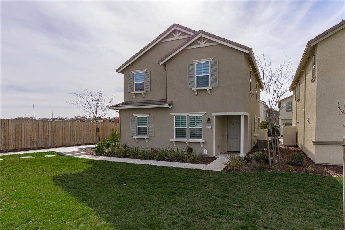 Roseville, CA 95747,1177 Knox WAY