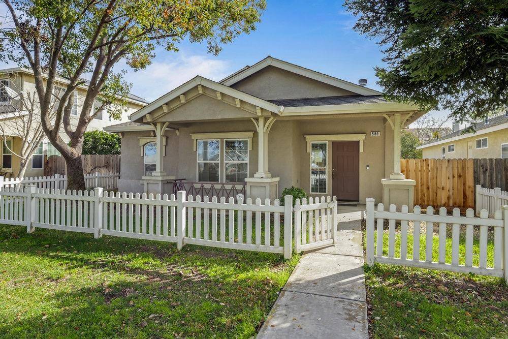 Oakdale, CA 95361,589 Valley View