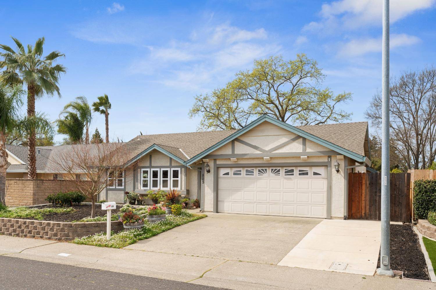 Roseville, CA 95661,805 Trimble WAY