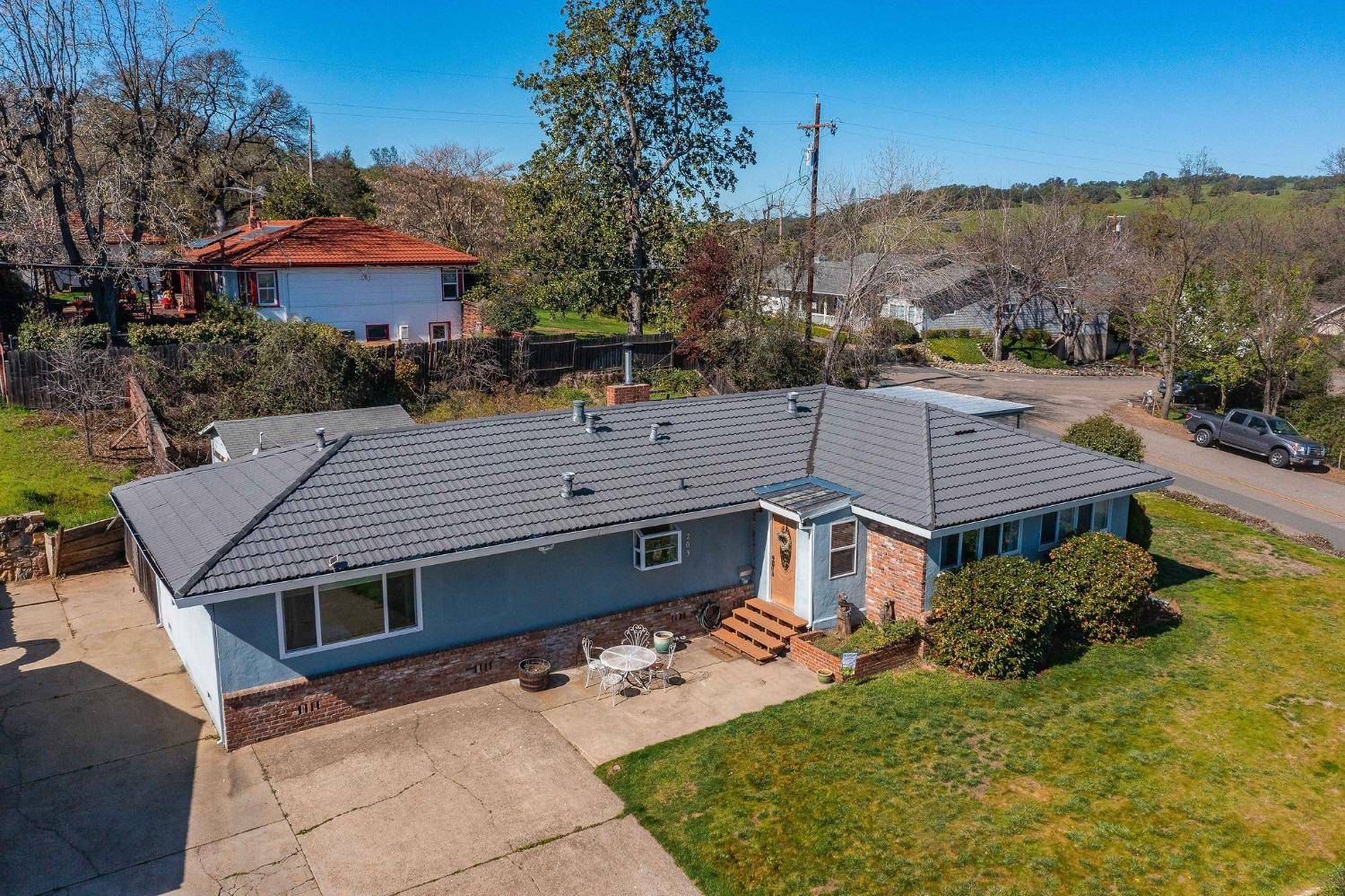 Jackson, CA 95642,203 Schober ST