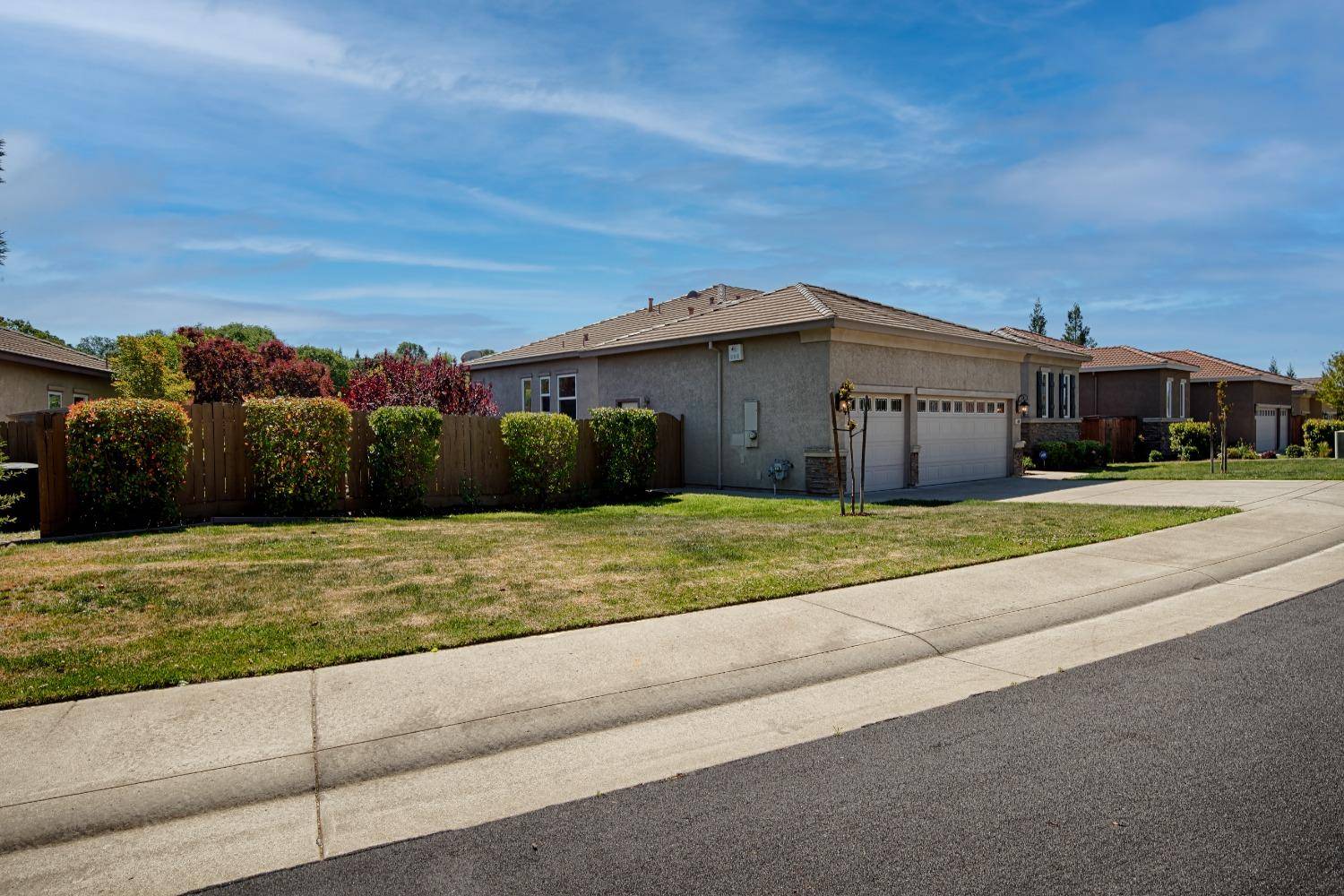 Roseville, CA 95661,408 Luciana CT