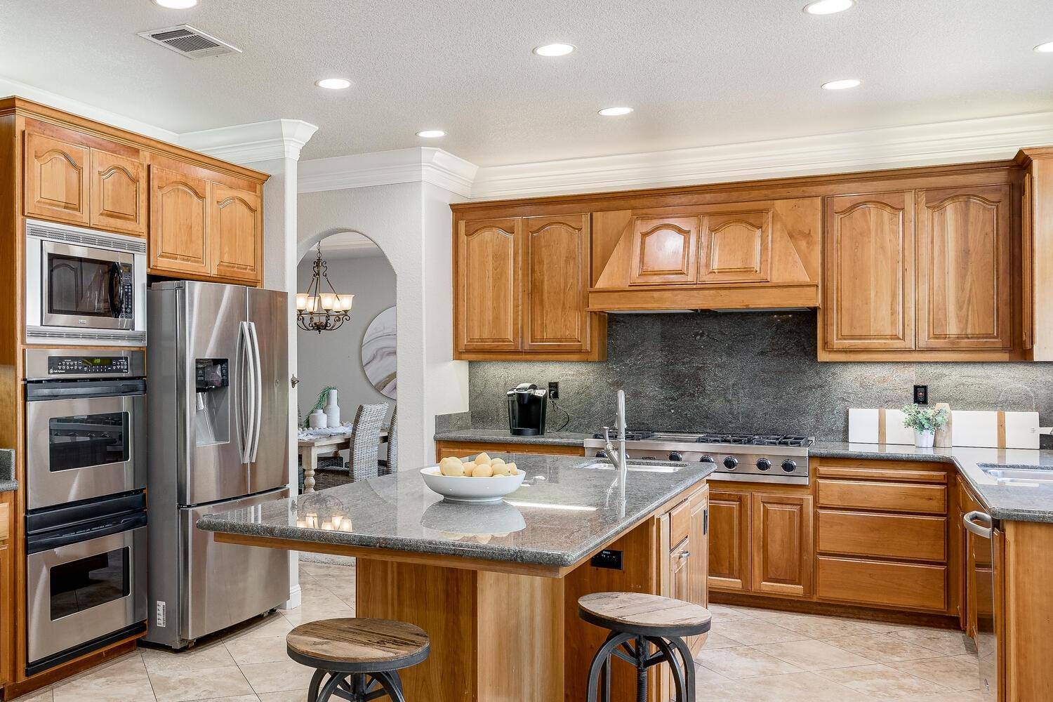 Folsom, CA 95630,299 American River Canyon DR