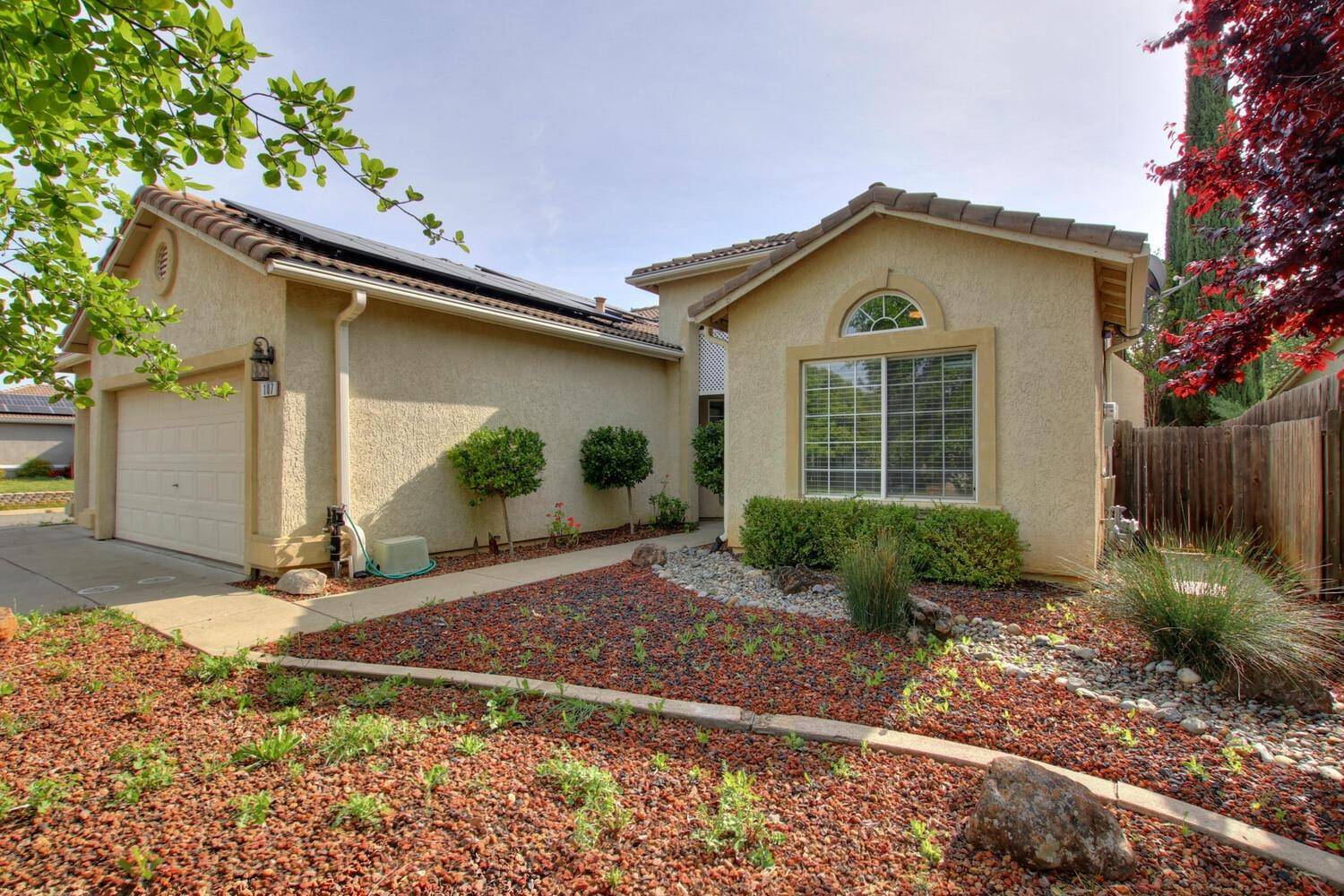 Lincoln, CA 95648,107 Douglas