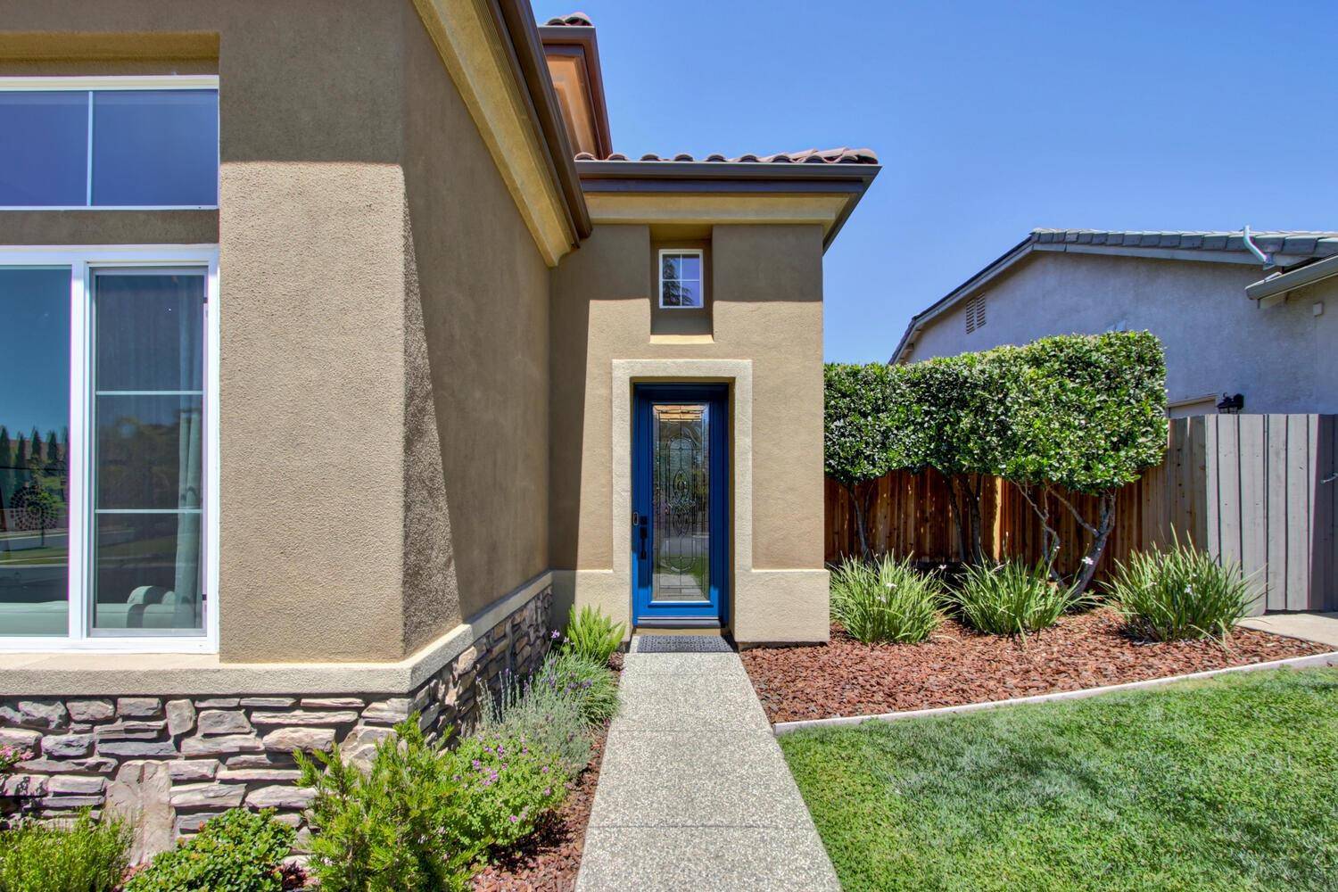 Roseville, CA 95678,6760 Maple Creek DR