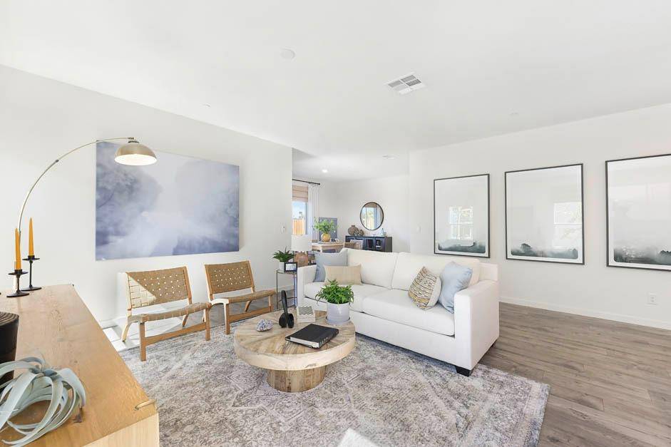 Redding, CA 96001,3823 Patsy DR