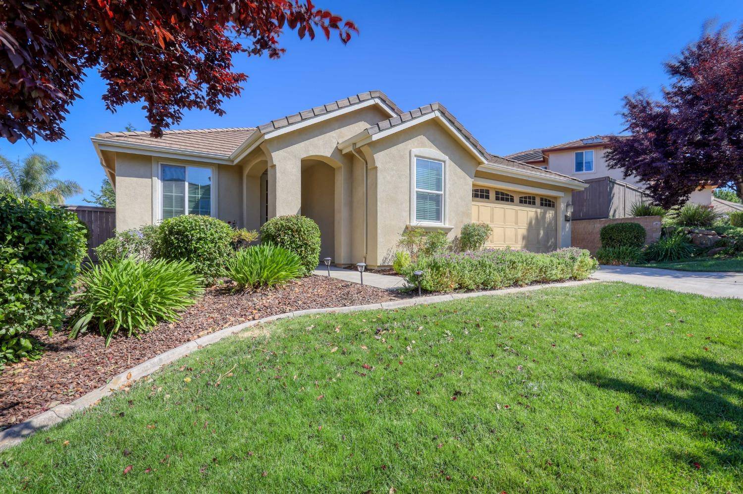 El Dorado Hills, CA 95762,1560 Radford LOOP