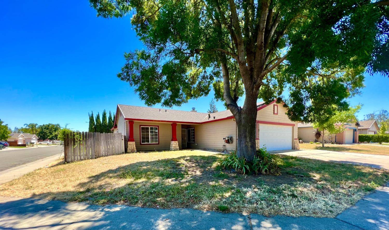 Olivehurst, CA 95961,4091 Donald DR