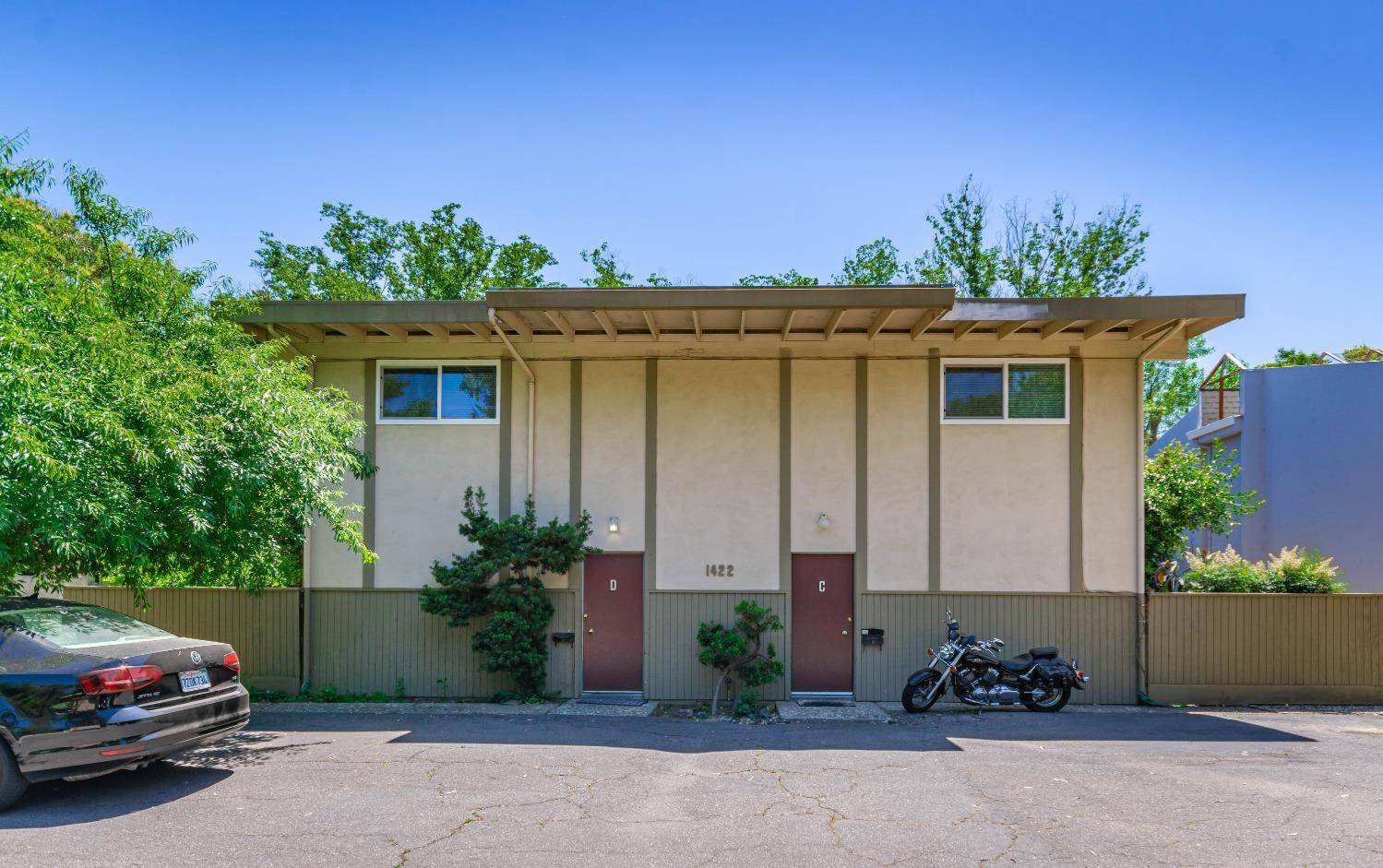 Davis, CA 95616,1422 Drake DR