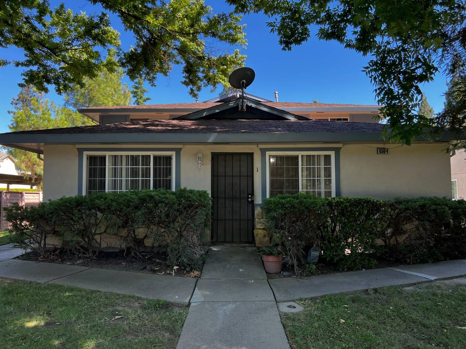 Citrus Heights, CA 95621,6504 Auburn BLVD #1