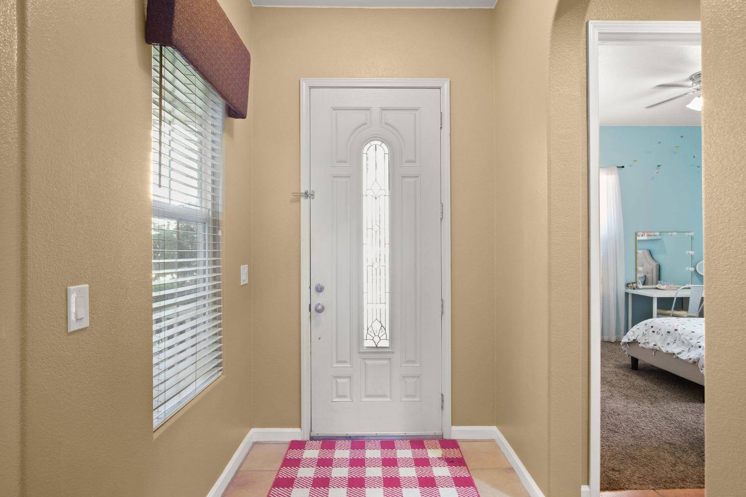 Newman, CA 95360,739 Balsam DR