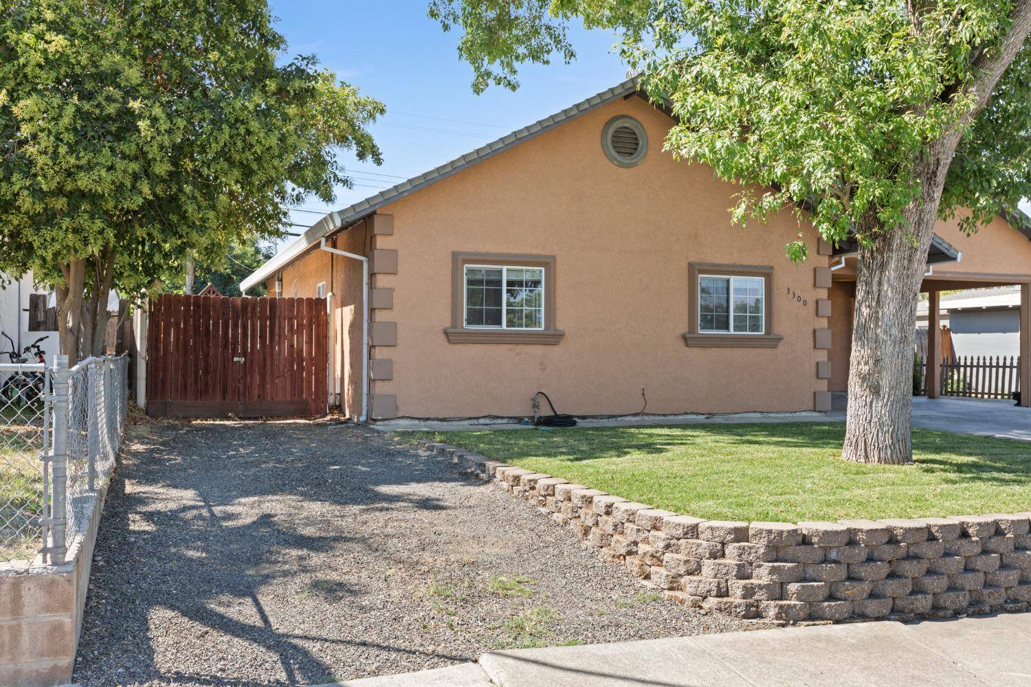 Antelope, CA 95843,3300 Langley WAY