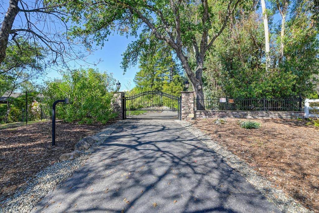 Loomis, CA 95650,9615 King RD