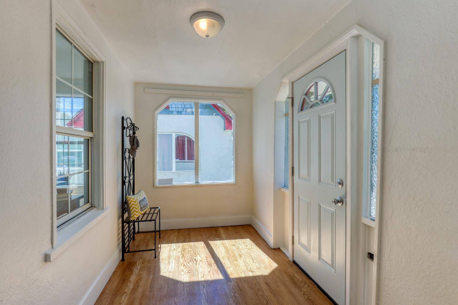 Sacramento, CA 95818,1029 Yale ST