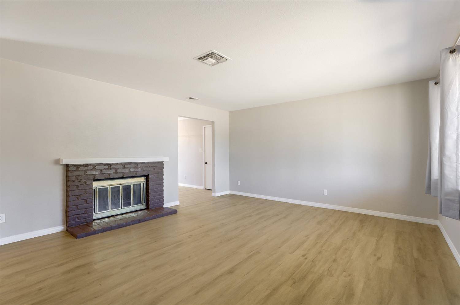 Sacramento, CA 95822,2640 52nd AVE