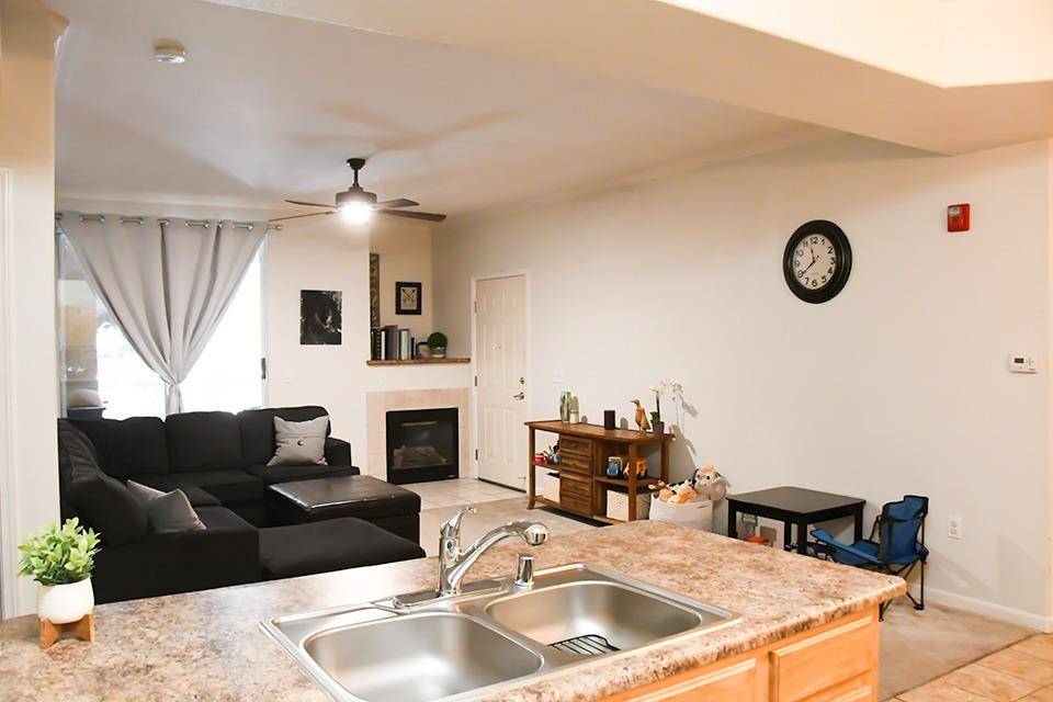 Roseville, CA 95678,501 Gibson DR #1713