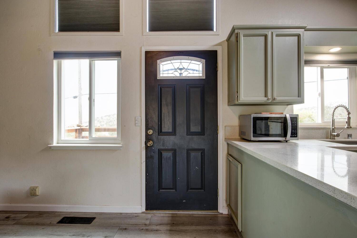 La Grange, CA 95329,9678 Villarreal DR