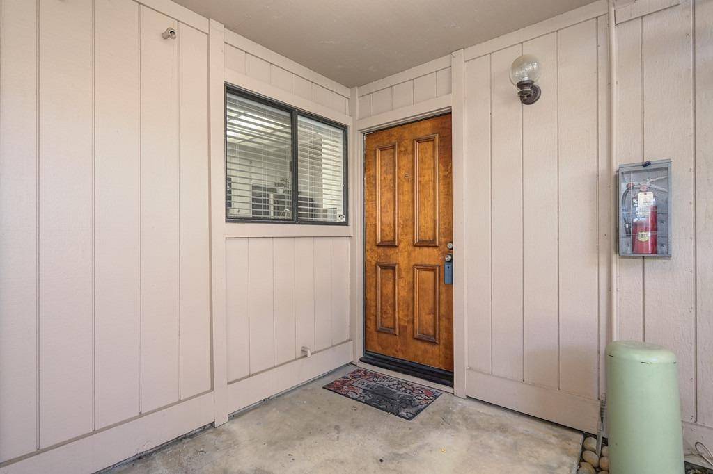 Fair Oaks, CA 95628,7711 Juan WAY #4A