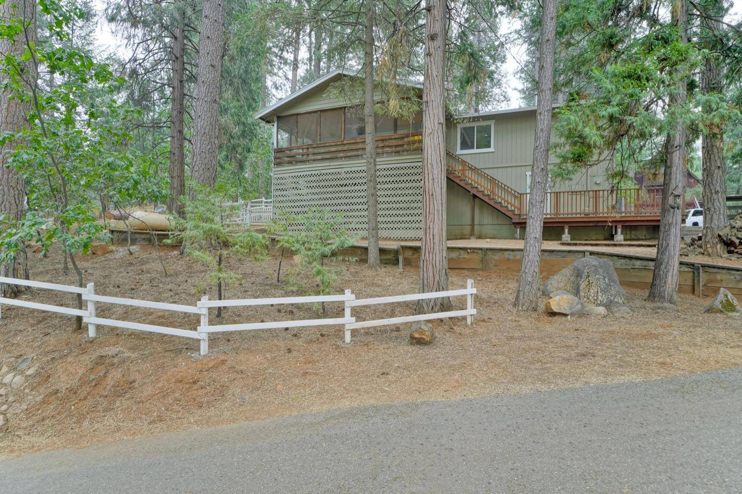 Pollock Pines, CA 95726,6092 Speckled RD