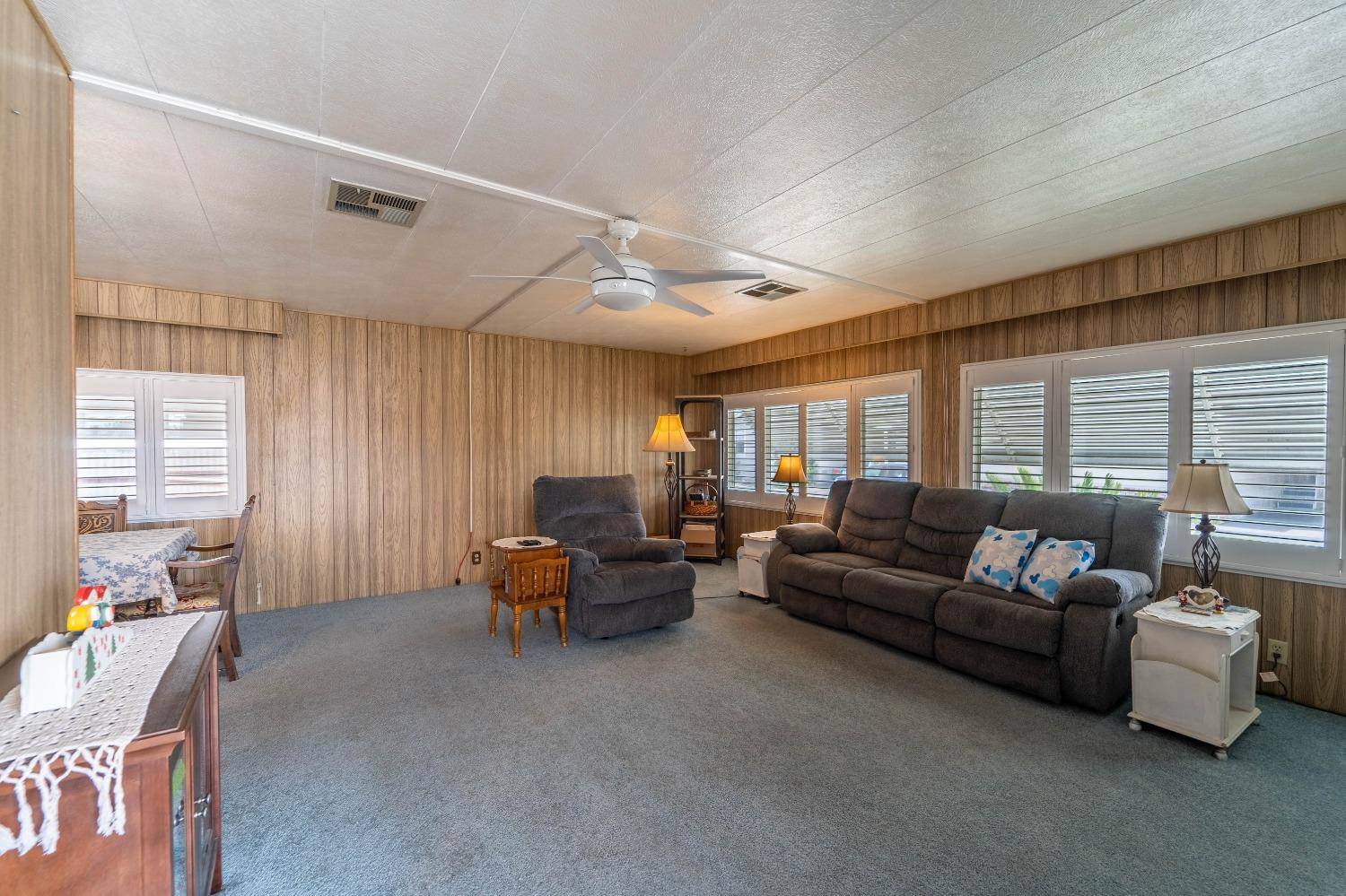 Escalon, CA 95320,2505 Jackson AVE #180