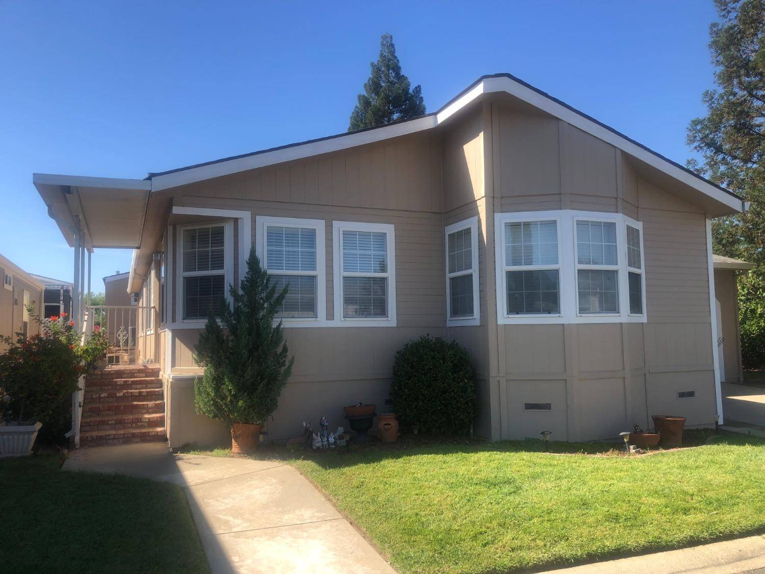 Roseville, CA 95678,354 Hendricks Way