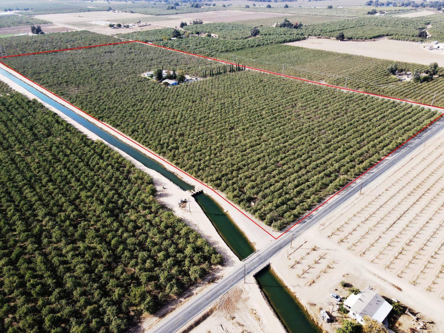 Livingston, CA 95334,10237 Mercedes AVE