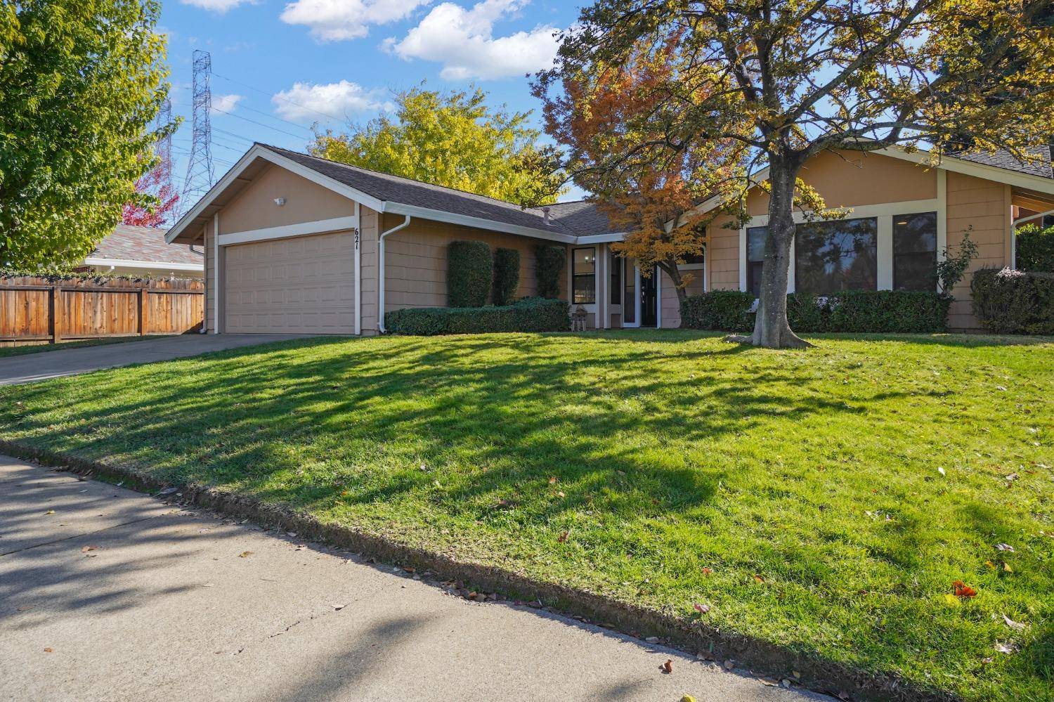 Folsom, CA 95630,621 Willow Creek DR