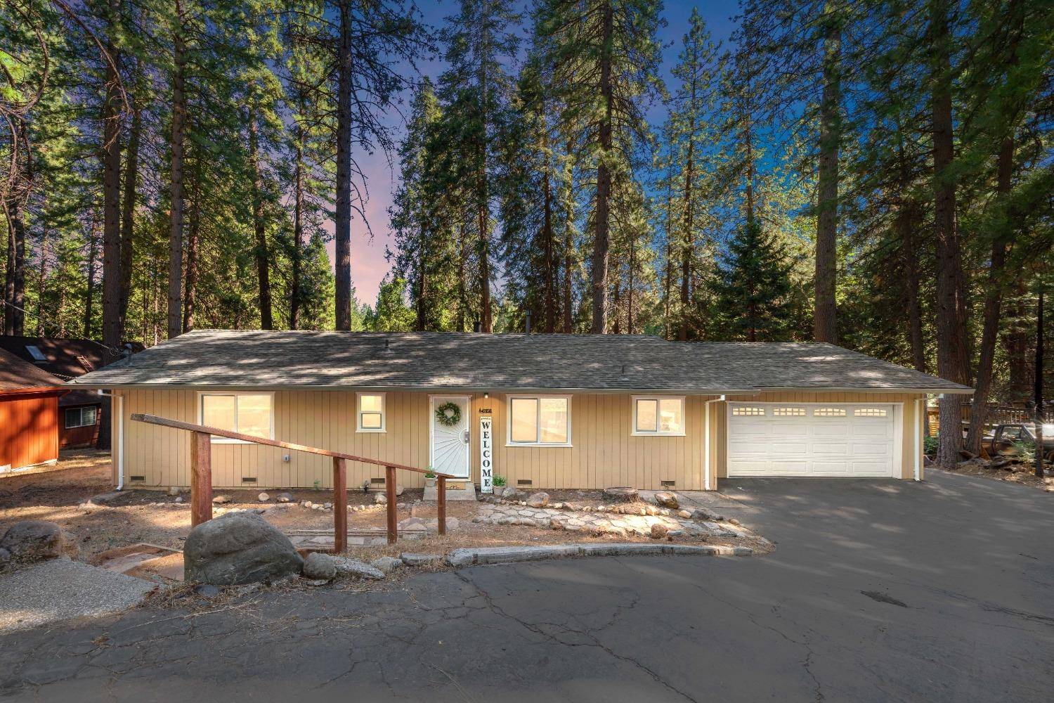 Pollock Pines, CA 95726,6156 Salmon WAY