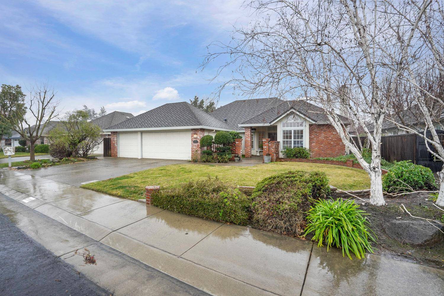 Lodi, CA 95242,2300 Woodlake CIR