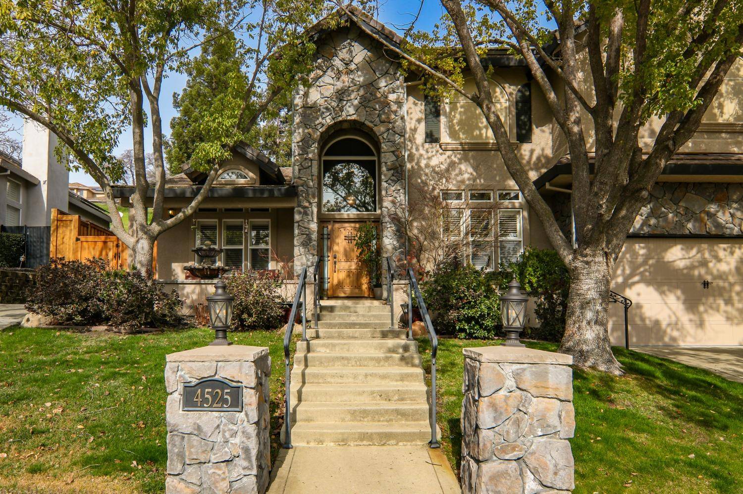 Rocklin, CA 95765,4525 Mountaingate DR