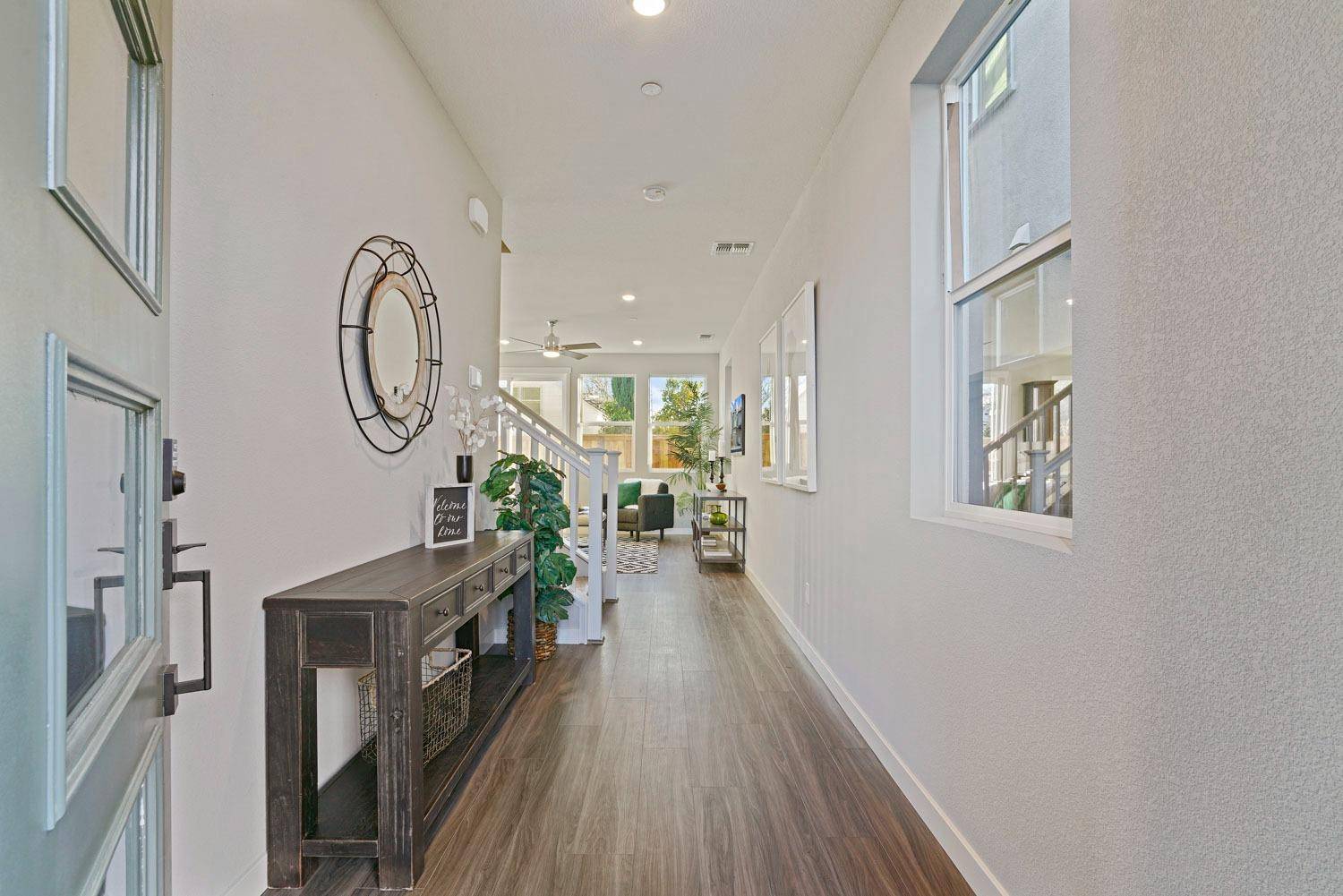 Sacramento, CA 95822,4948 Esma Jane LN