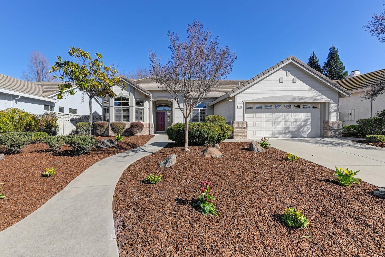 Roseville, CA 95747,225 Heartrose CT