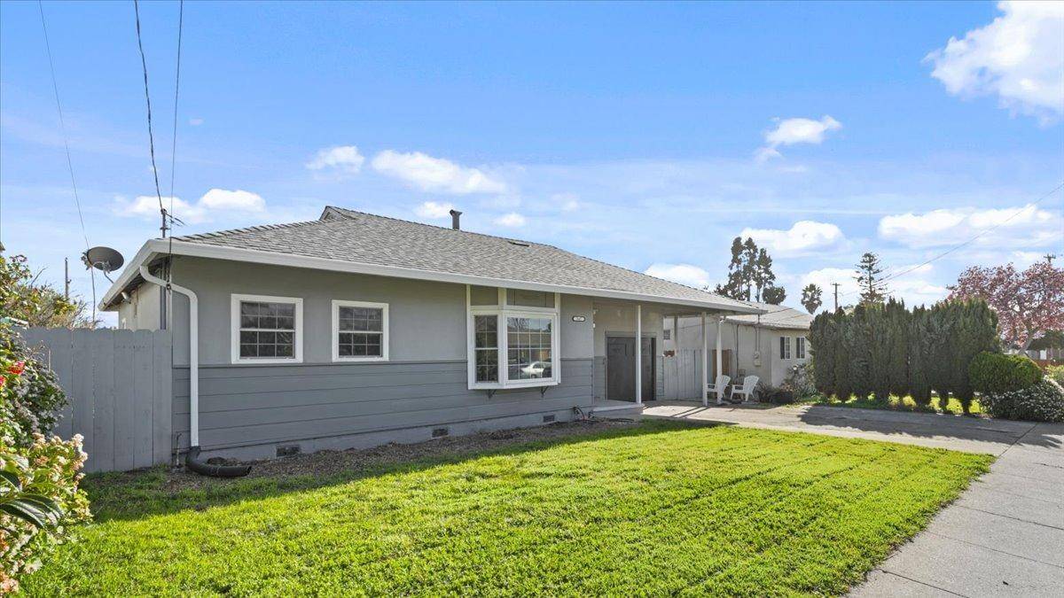 Hayward, CA 94544,347 Mason DR