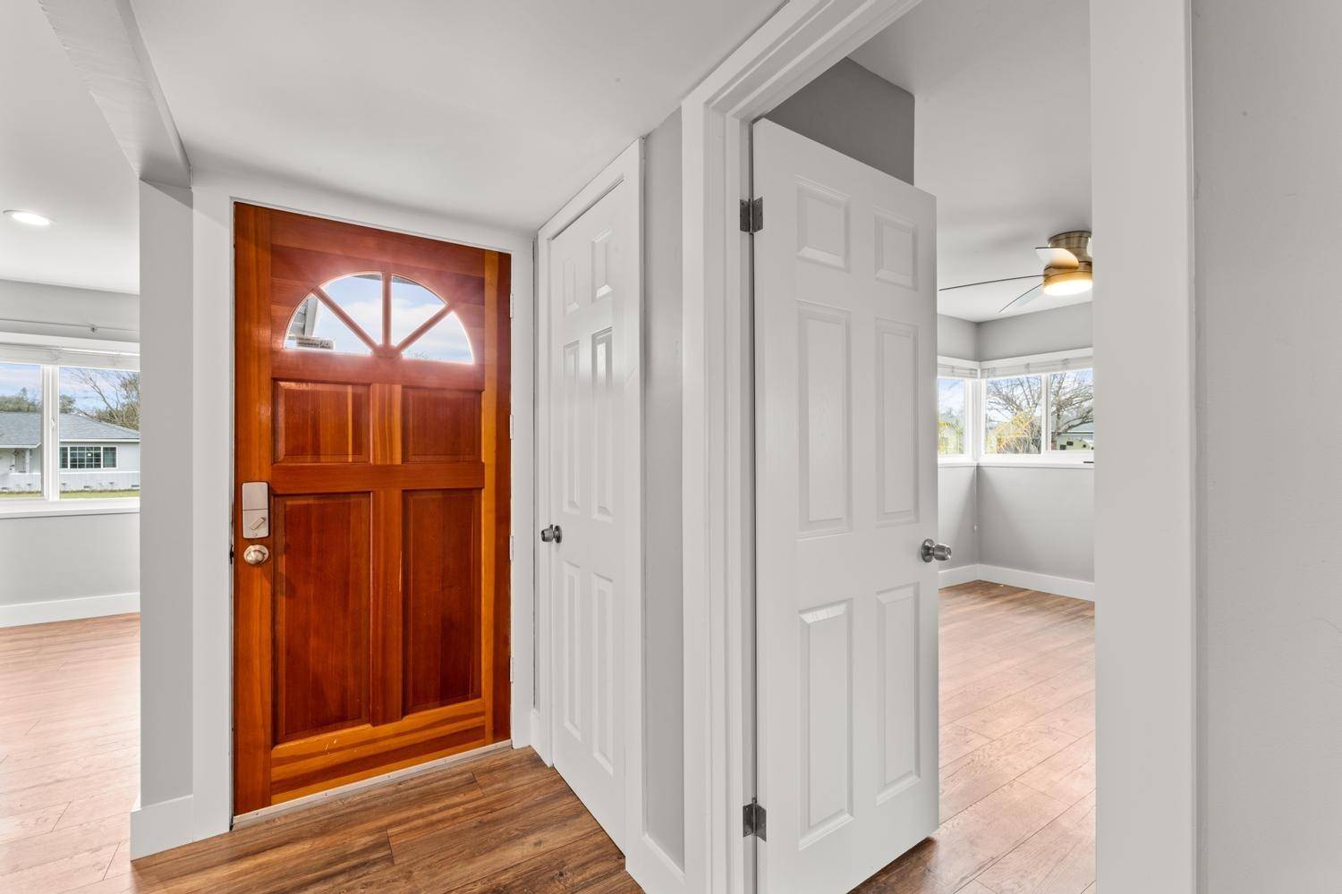 Roseville, CA 95661,932 Coloma WAY
