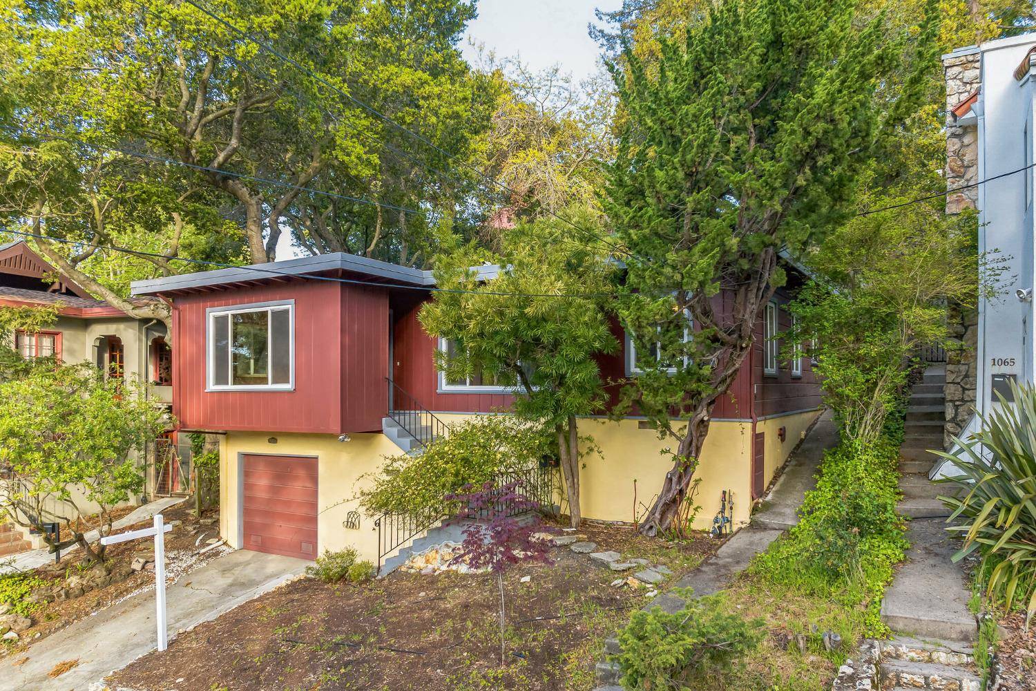 Berkeley, CA 94708,1061 Keith AVE