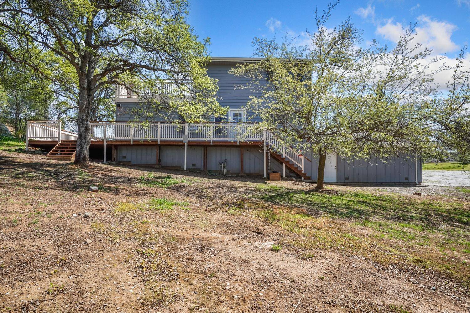 La Grange, CA 95329,14884 Mona CT