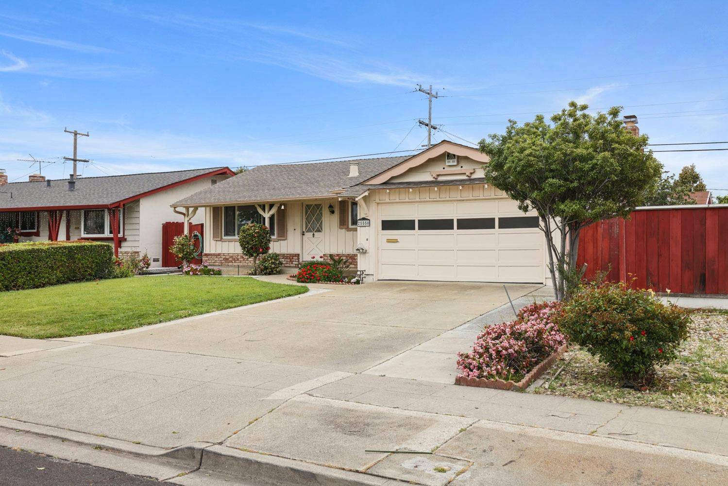 Hayward, CA 94545,25550 Calaroga AVE