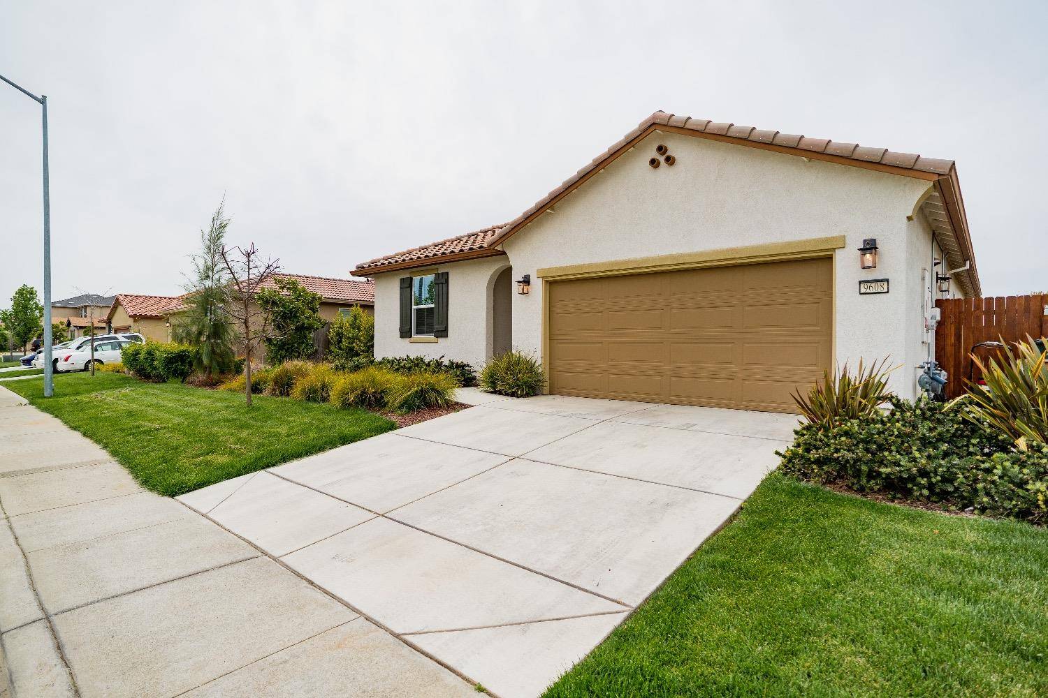 Live Oak, CA 95953,9608 Poplar WAY