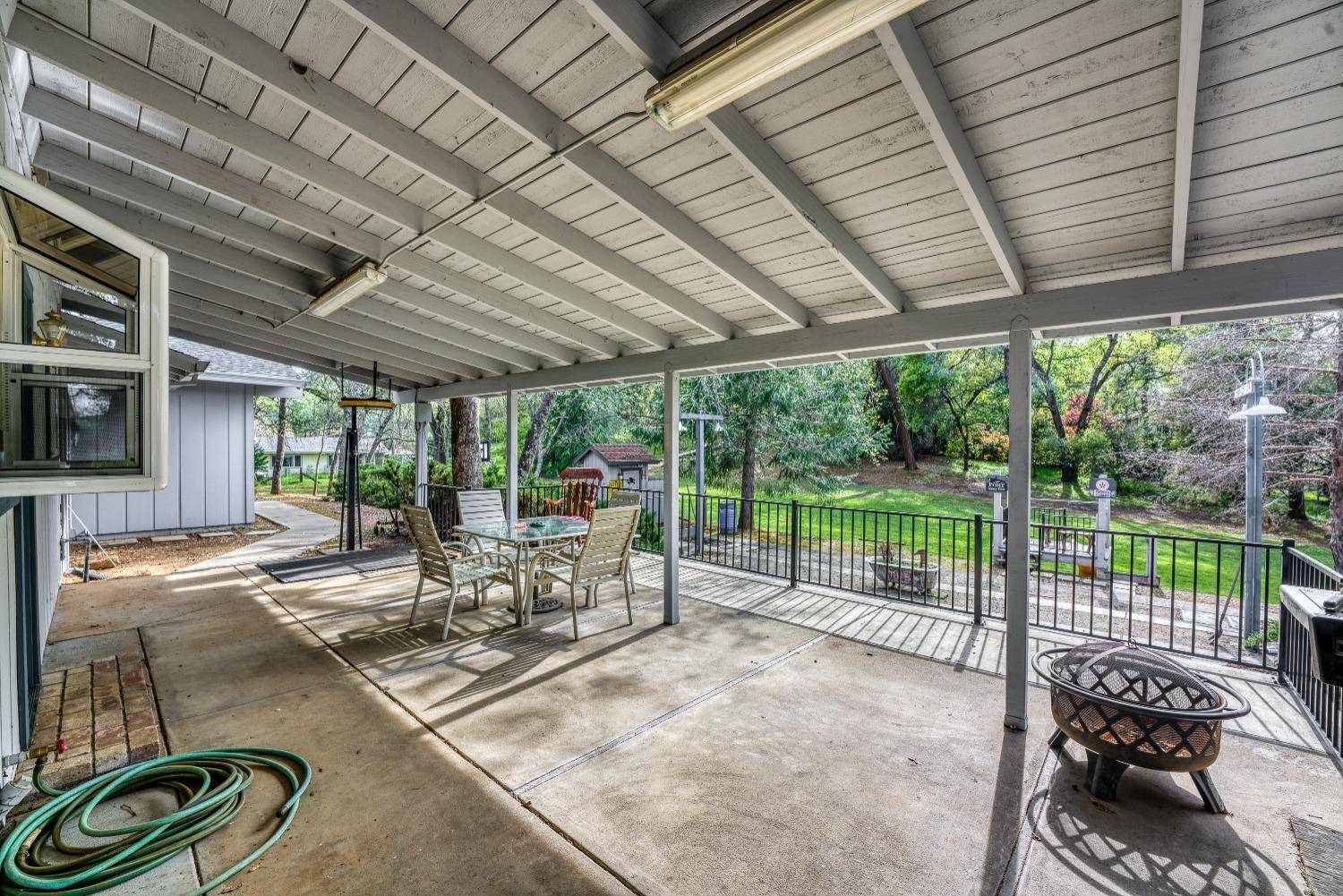 Shingle Springs, CA 95682,4620 Holiday Lake DR