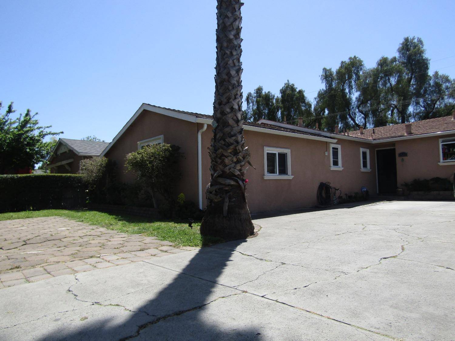 San Jose, CA 95111,2537 Arctic AVE