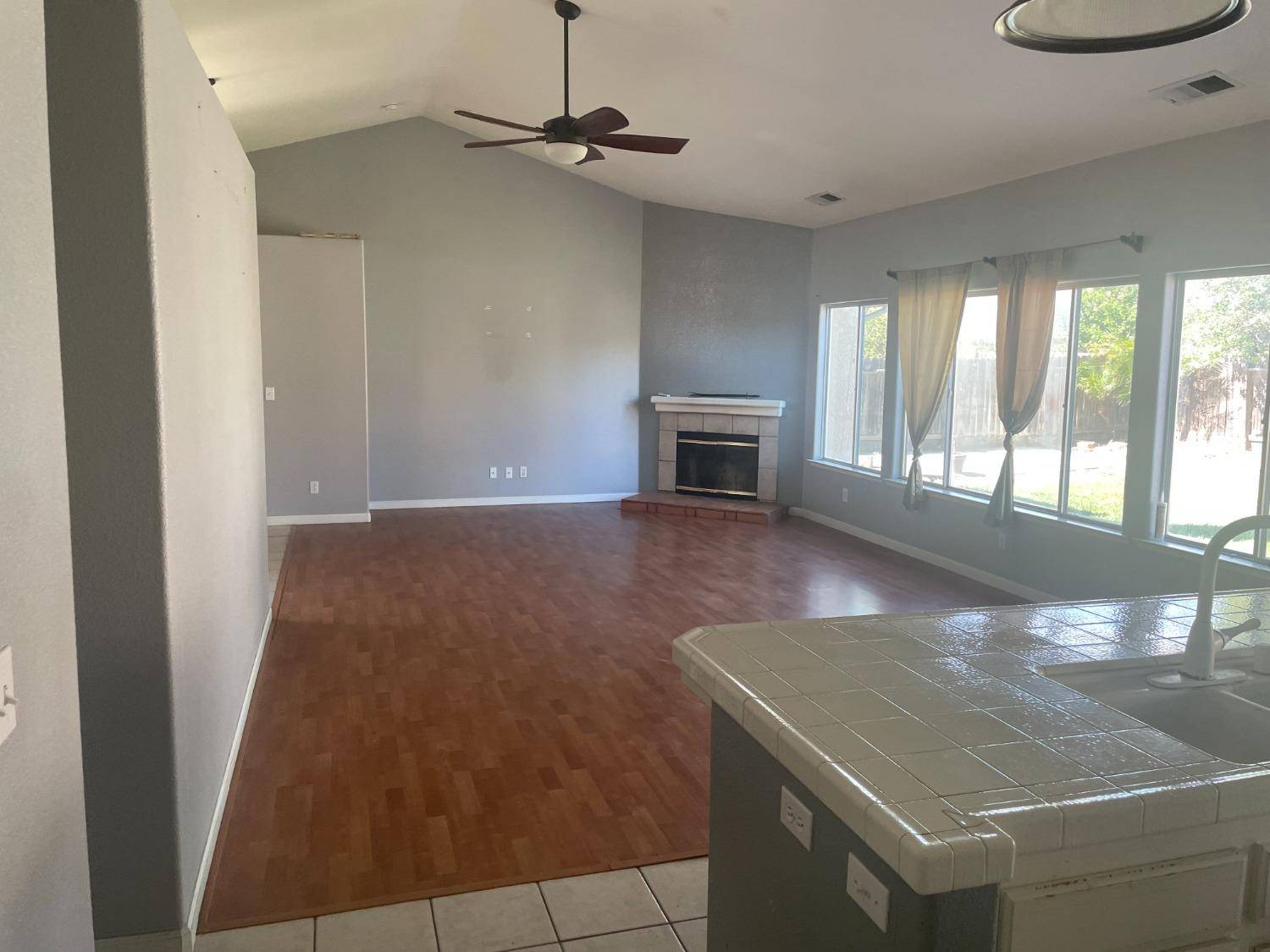 Los Banos, CA 93635,721 Rhine CT