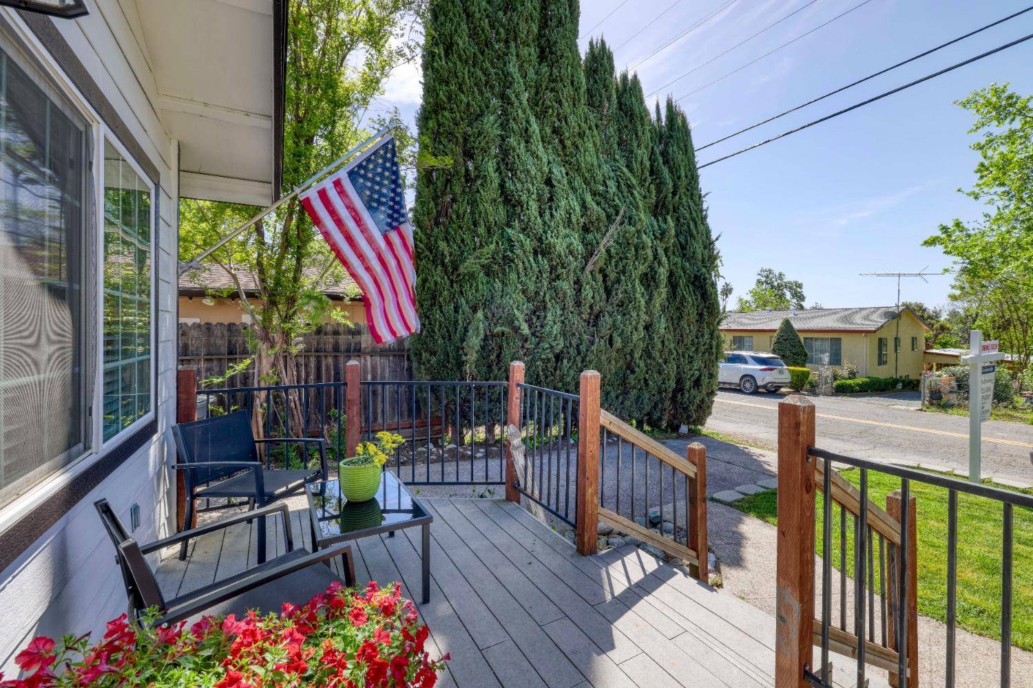 Newcastle, CA 95658,9123 Valley View