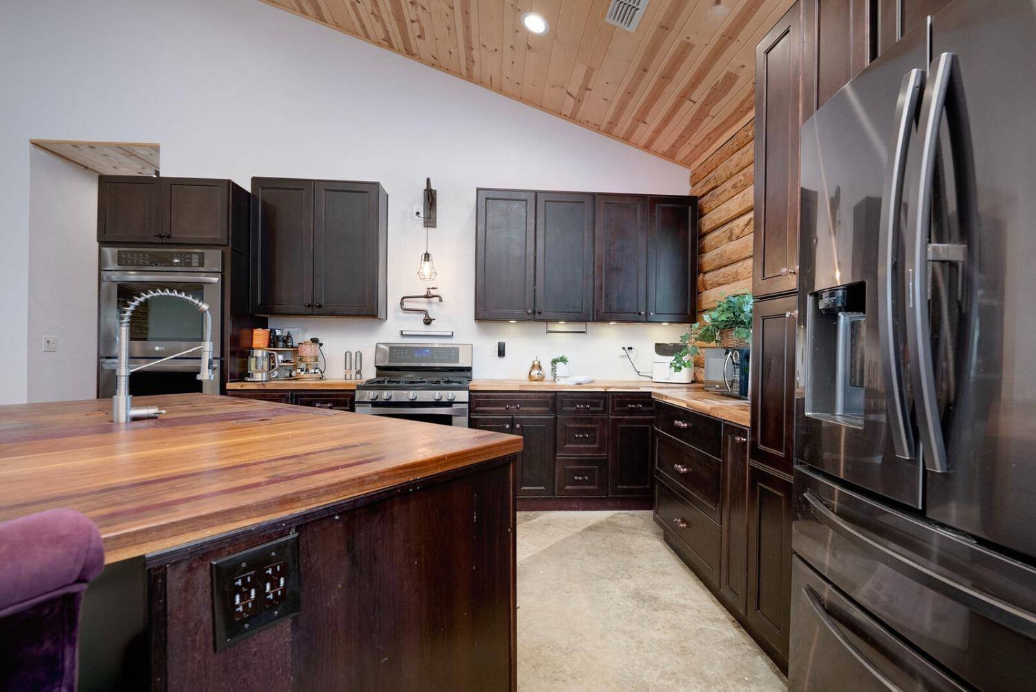 Rescue, CA 95672,3541 Mercy WAY