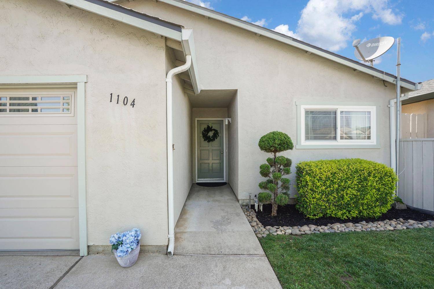 Lodi, CA 95240,1104 Dartmoor CIR