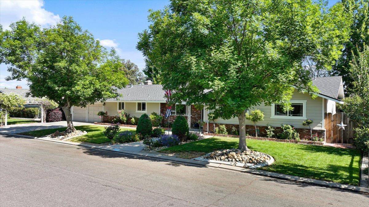 Modesto, CA 95355,3121 Williamsburg WAY