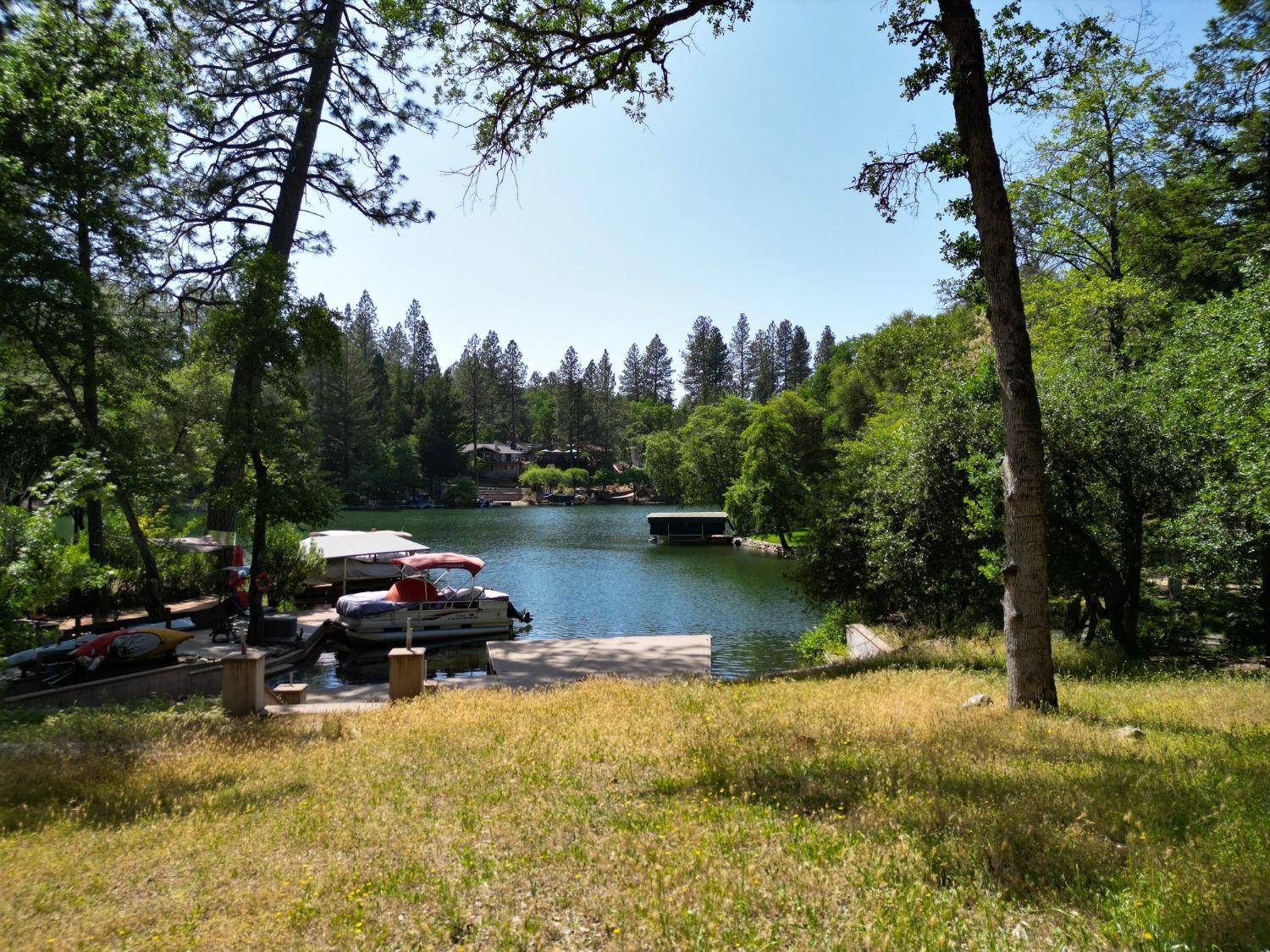 Penn Valley, CA 95946,19056 Chaparral DR