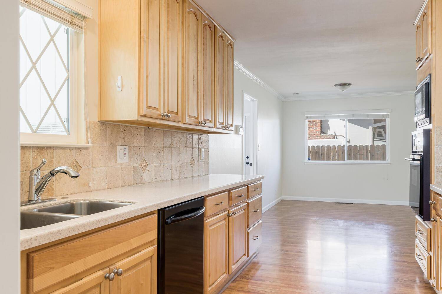 Roseville, CA 95661,1121 Audrey WAY