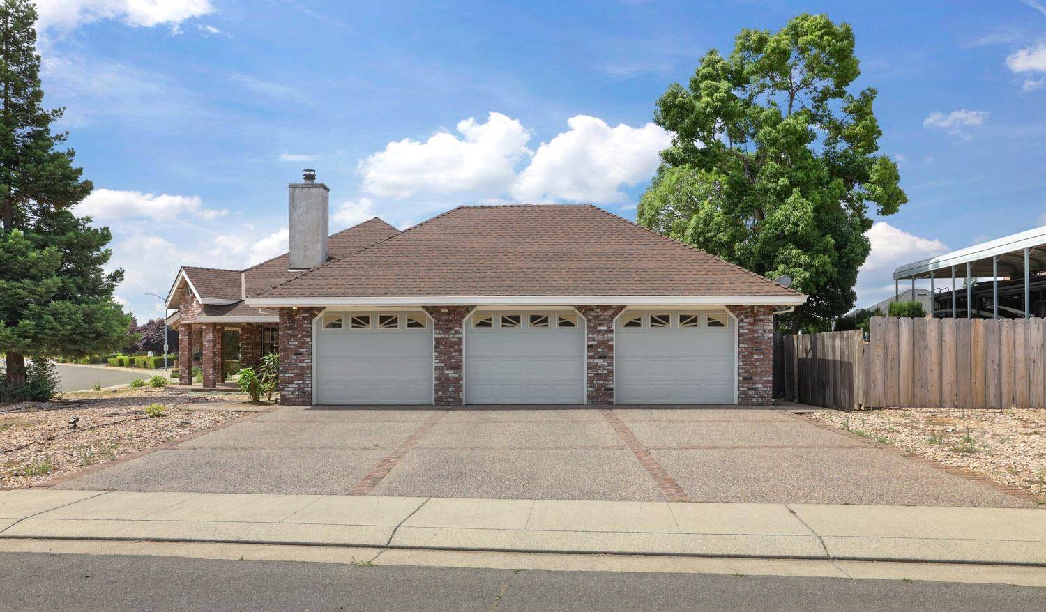 Lockeford, CA 95237,20199 N Sierra DR