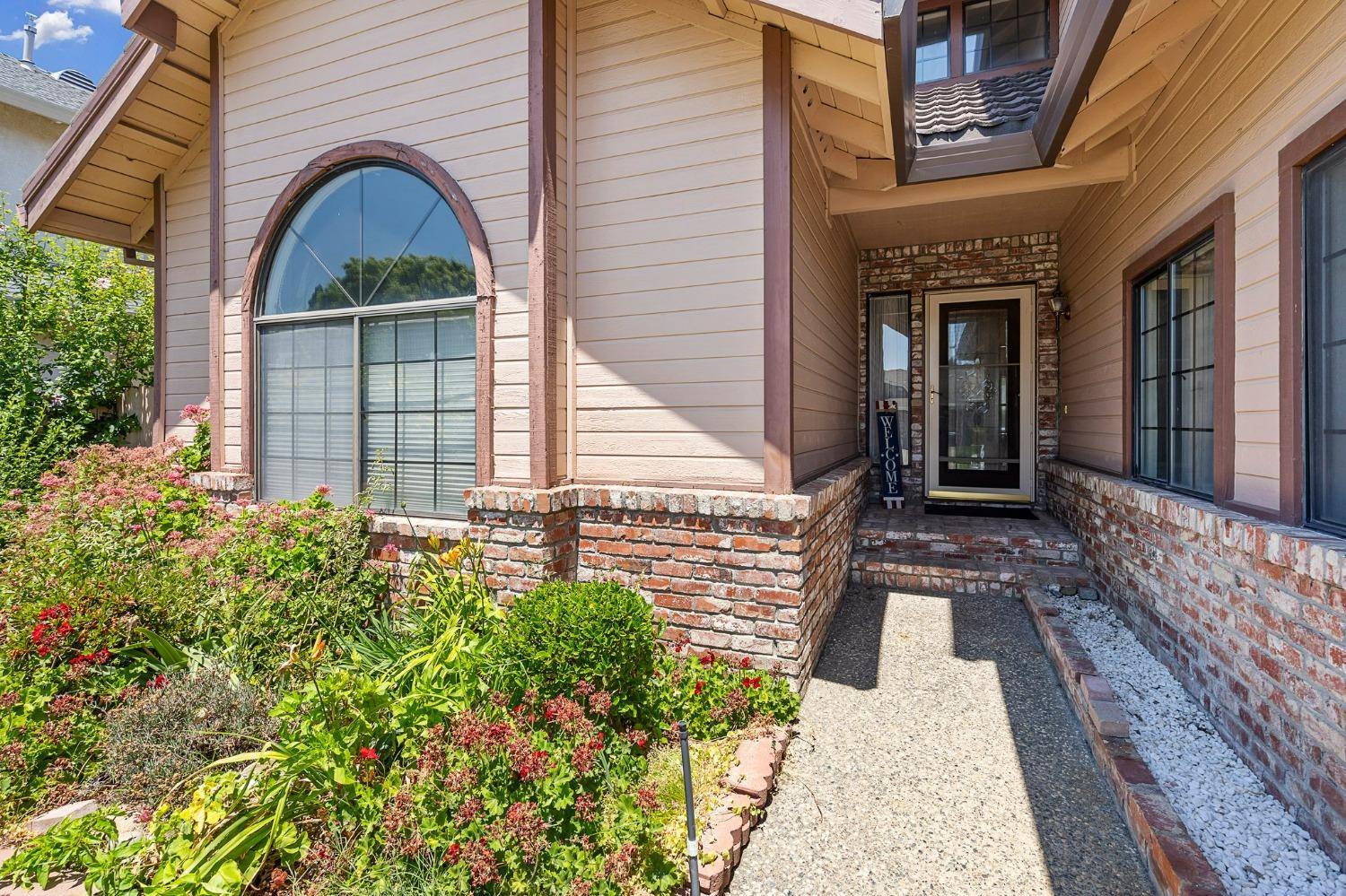 Sacramento, CA 95831,1331 Manzano WAY