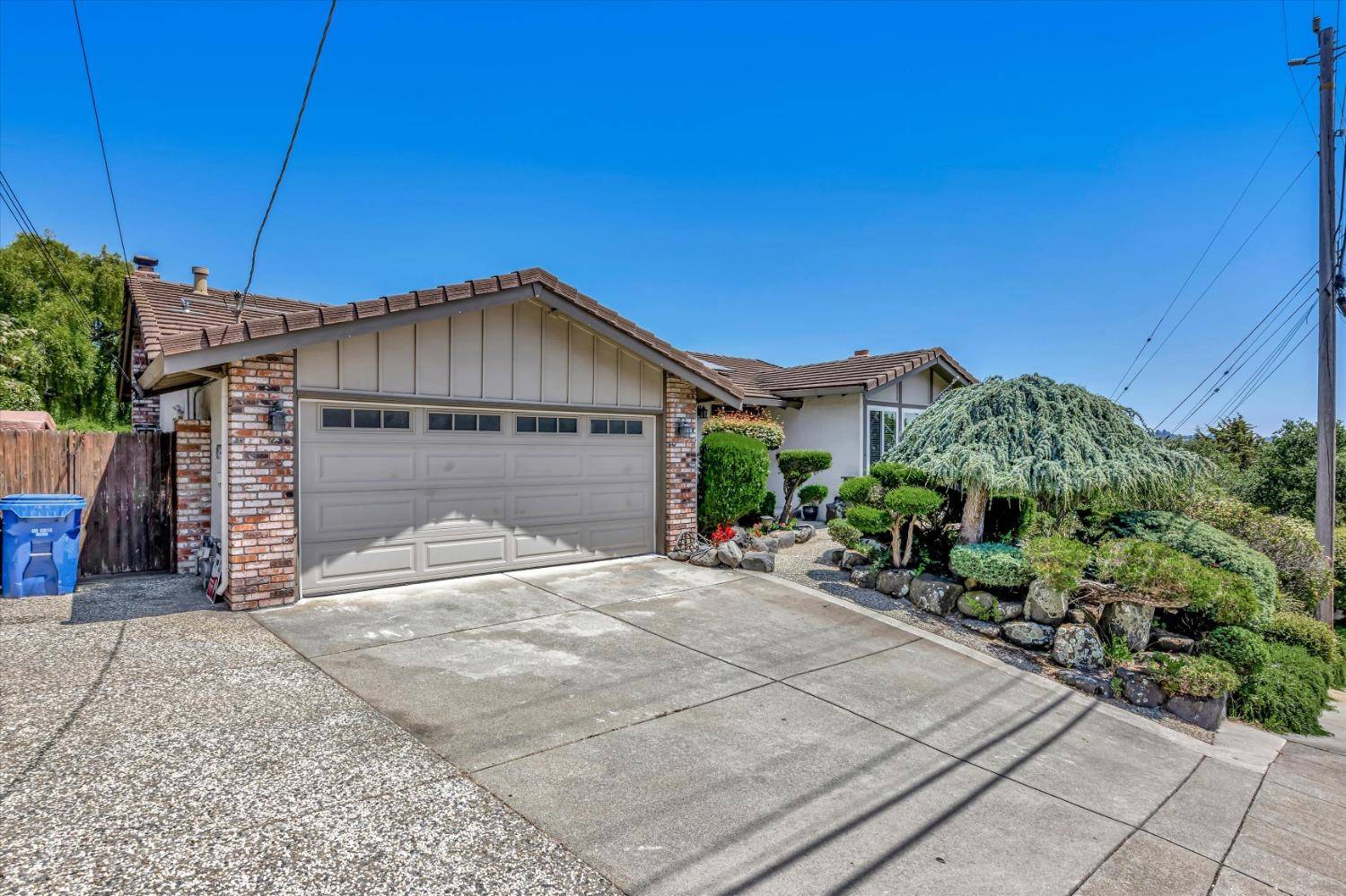 Castro Valley, CA 94552,5661 Shadow Ridge Drive